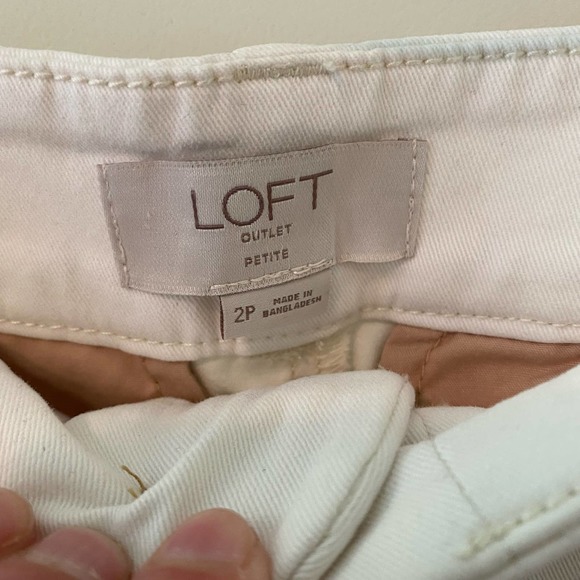 LOFT High Rise Slim Wide Leg Crop White Pants Size 2 Petite - Picture 3 of 4